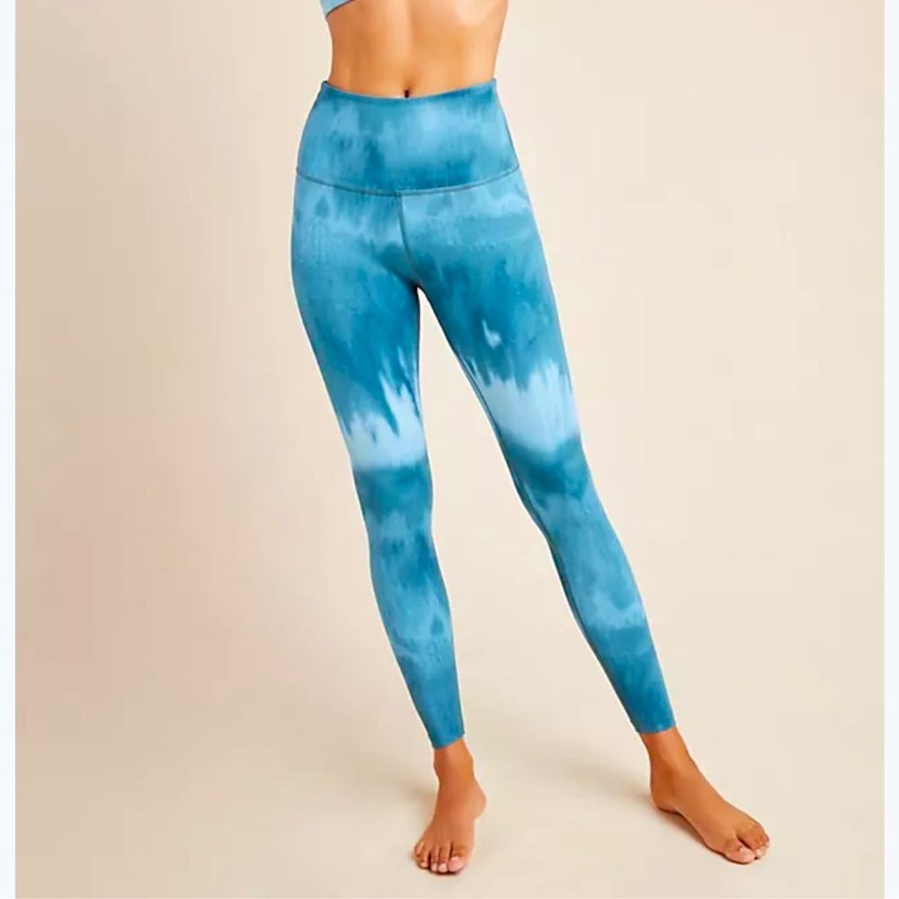Beyond Yoga Teal Tie-Dye High-Waist Leggings